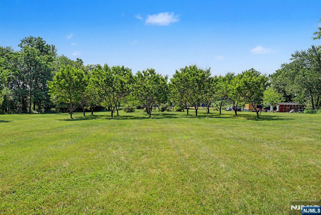 460 Shades Of Death Road Property Photo 30