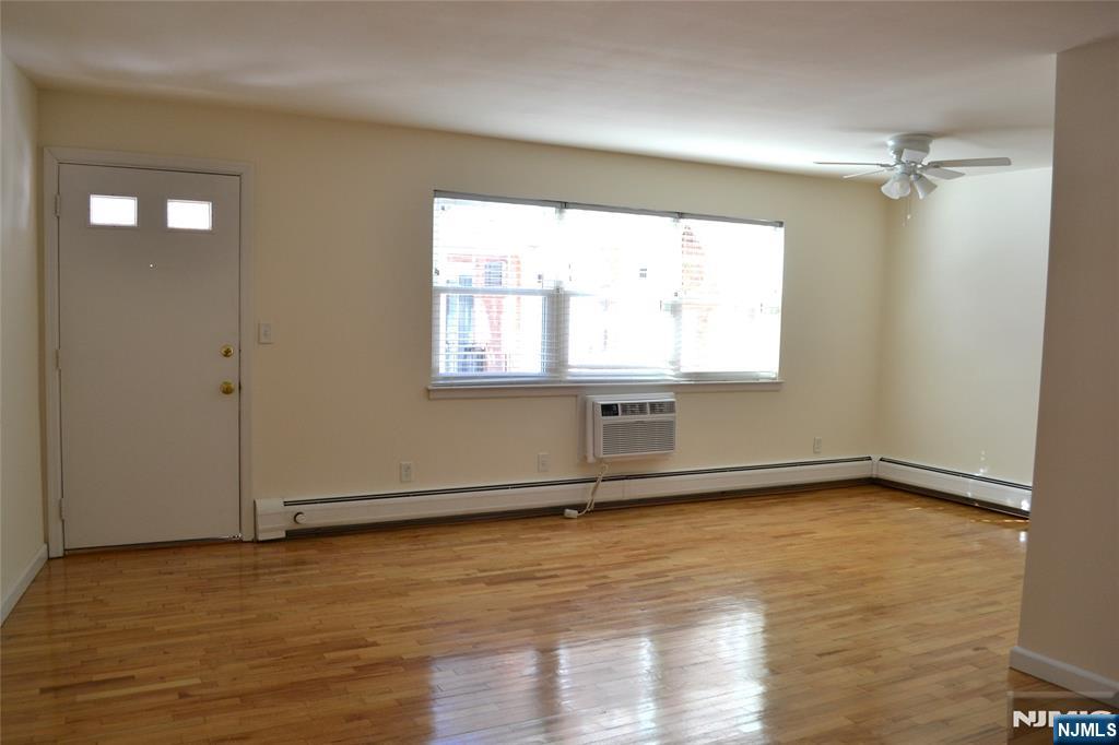110 Midland Avenue 18a Property Photo 3