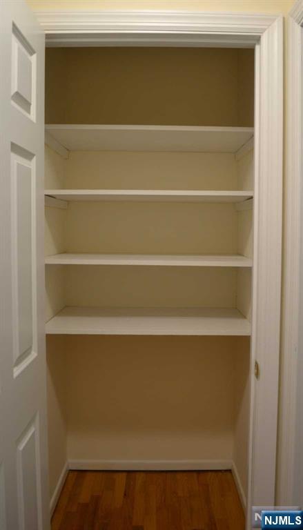 110 Midland Avenue 18a Property Photo 7