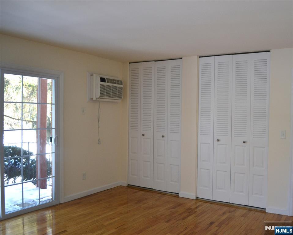 110 Midland Avenue 18a Property Photo 9