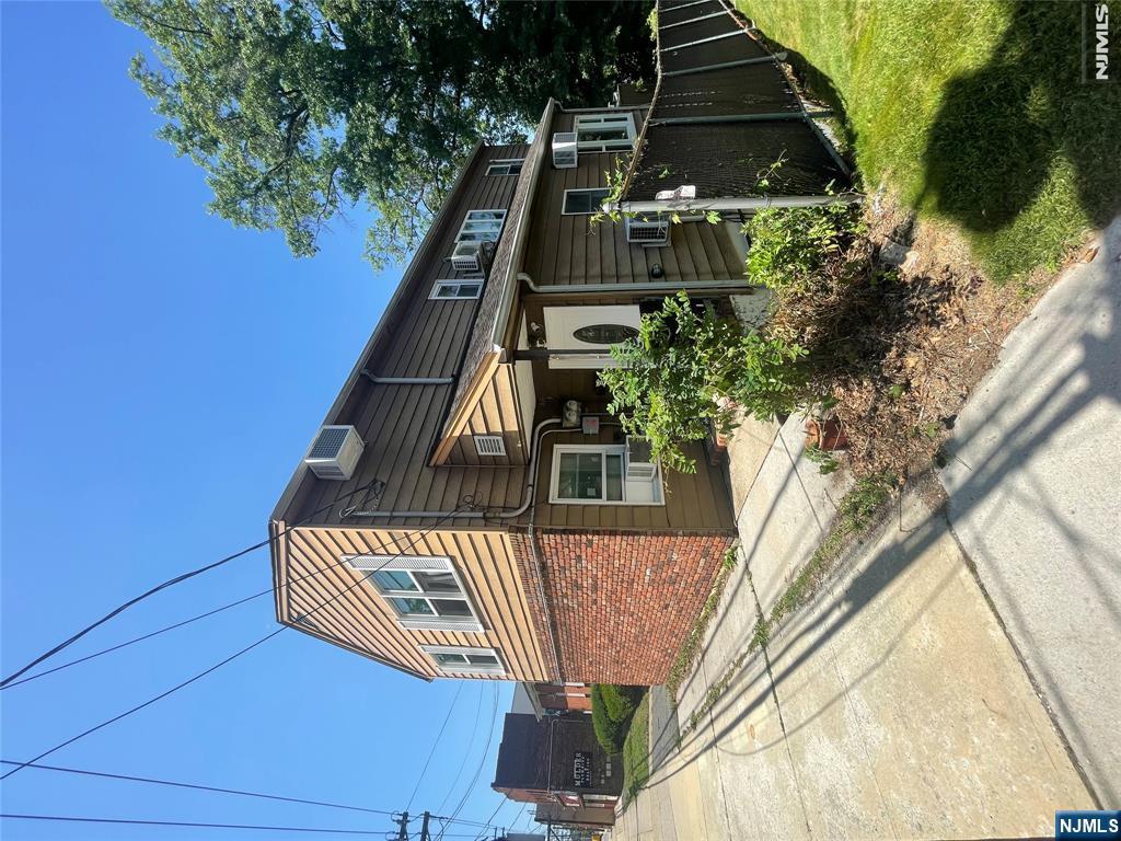 850 Palisade Avenue Property Photo 1