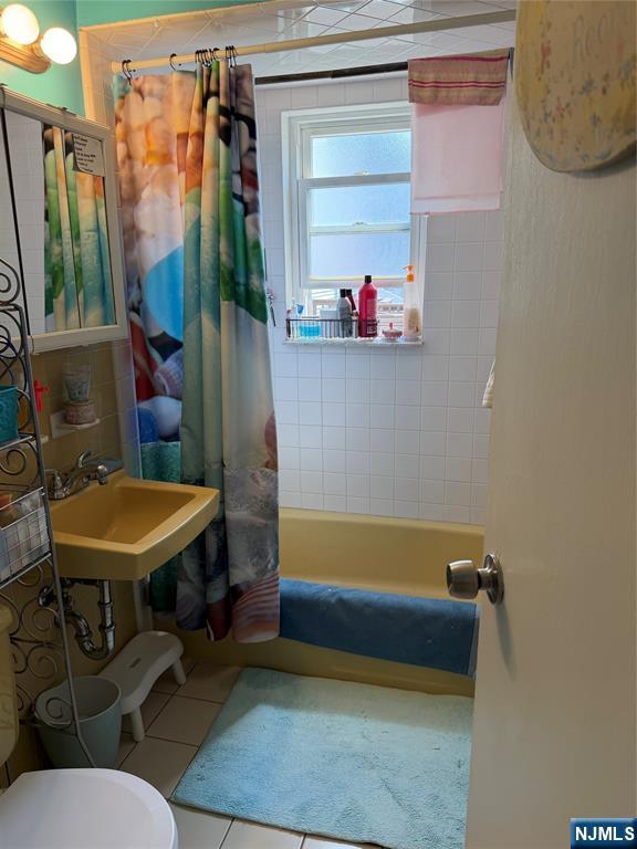 68 Montgomery Street 3 Property Photo 8