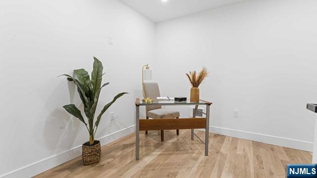 621 Valley Brook Avenue Property Photo 29