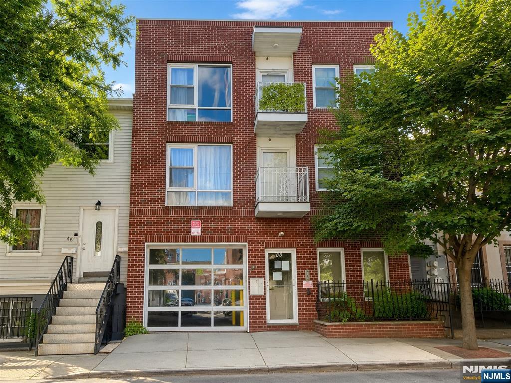 48 Union Street Property Photo 1