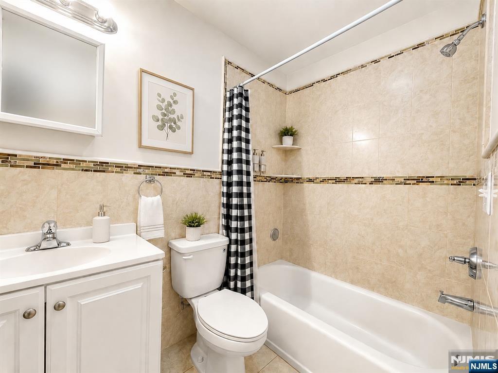 48 Union Street Property Photo 6