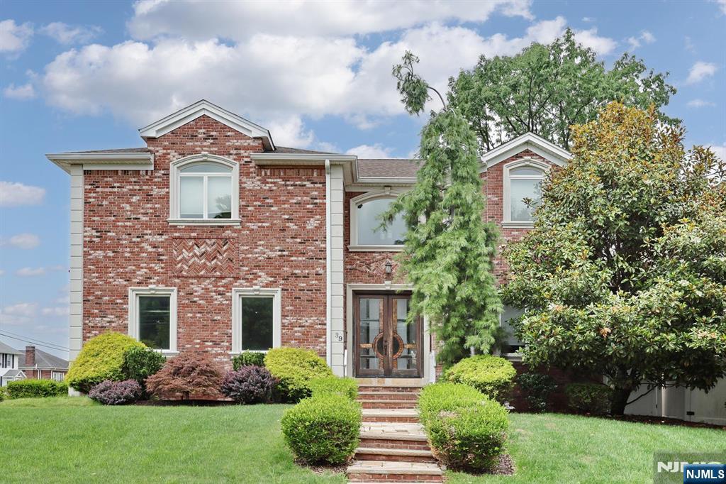 39 Burton Avenue