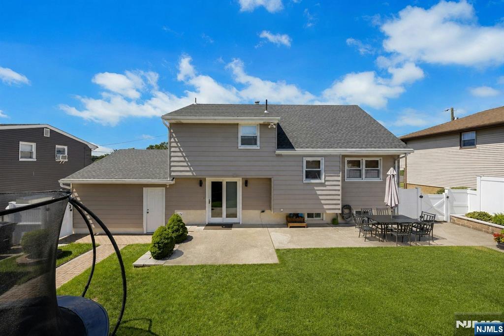 234 Hillside Avenue Property Photo 12