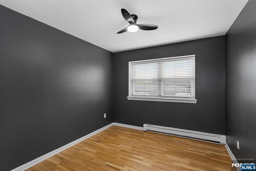 25 River Road B11 Property Photo 18