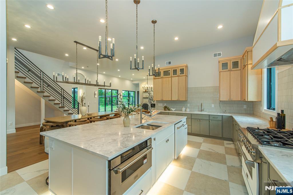 98 Haddenfield Road Property Photo 14