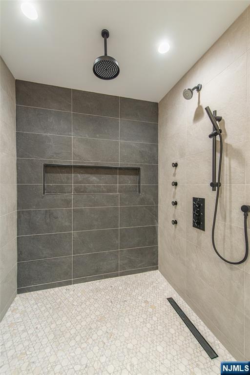 98 Haddenfield Road Property Photo 33
