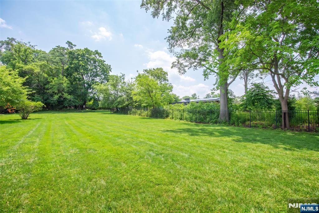 98 Haddenfield Road Property Photo 48
