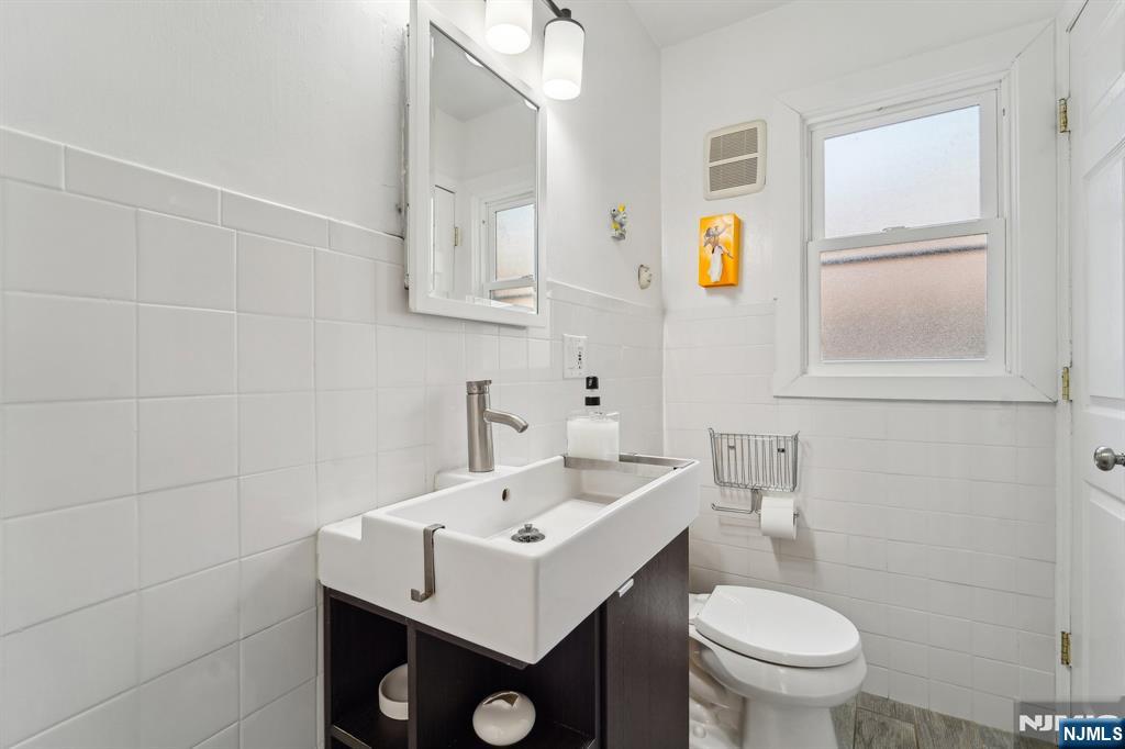120 Gordon Avenue Property Photo 11
