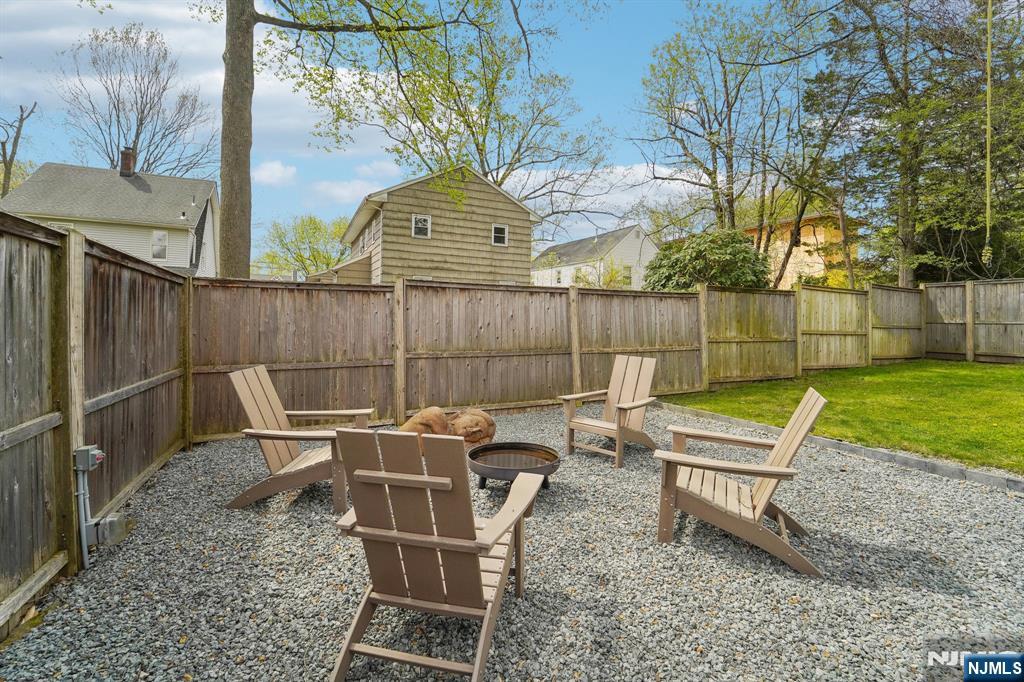 120 Gordon Avenue Property Photo 31
