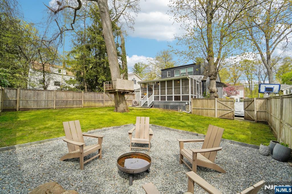 120 Gordon Avenue Property Photo 32