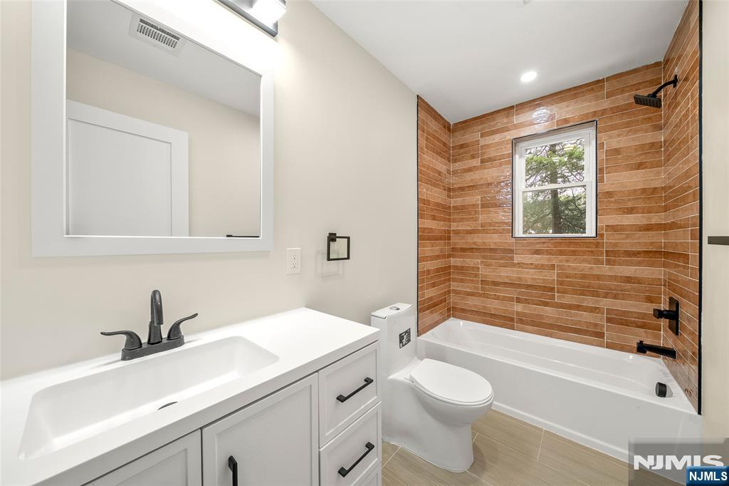 1676 Irene Court Property Photo 18