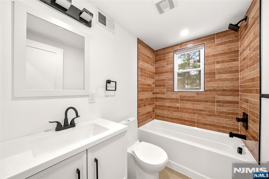 1676 Irene Court Property Photo 24