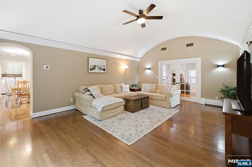 23 Trinity Place Property Photo 14