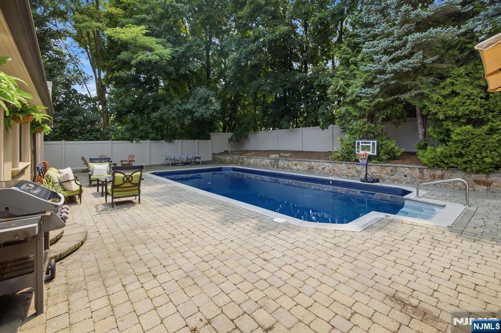 23 Trinity Place Property Photo 32