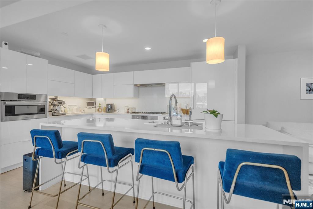 9 Ave At Port Imperial 712 Property Photo 14