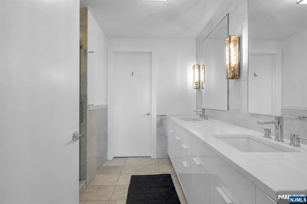 9 Ave At Port Imperial 712 Property Photo 24