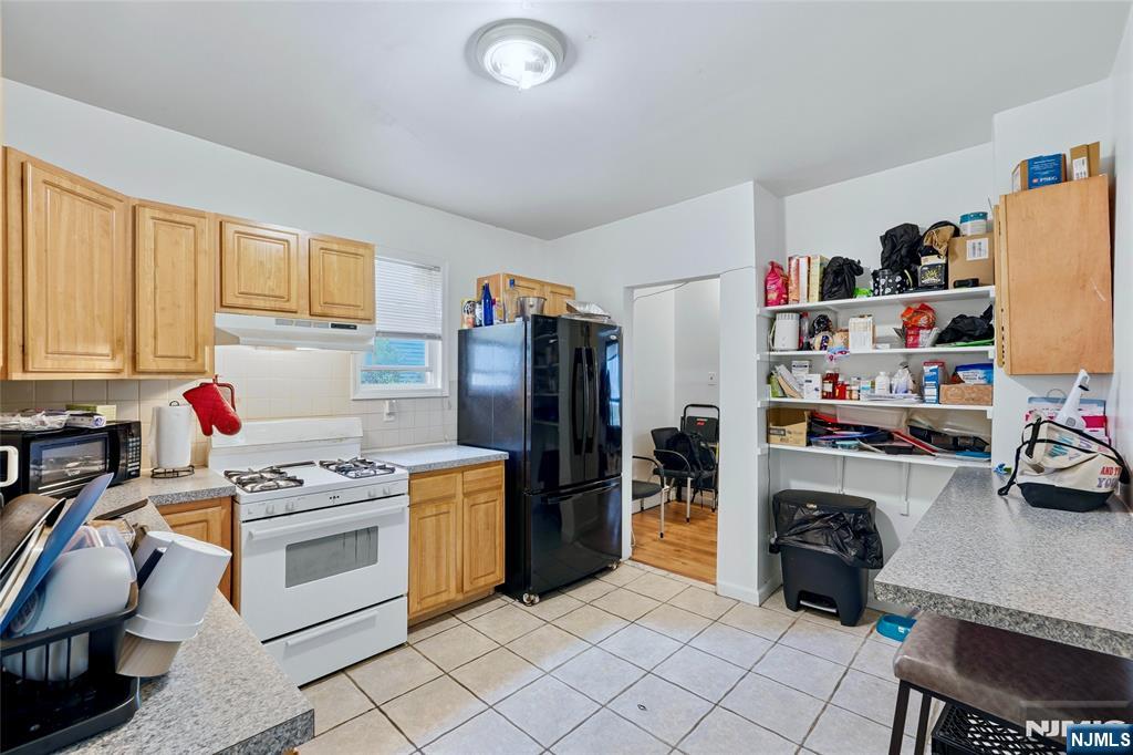 17 Highland Terrace Property Photo 3