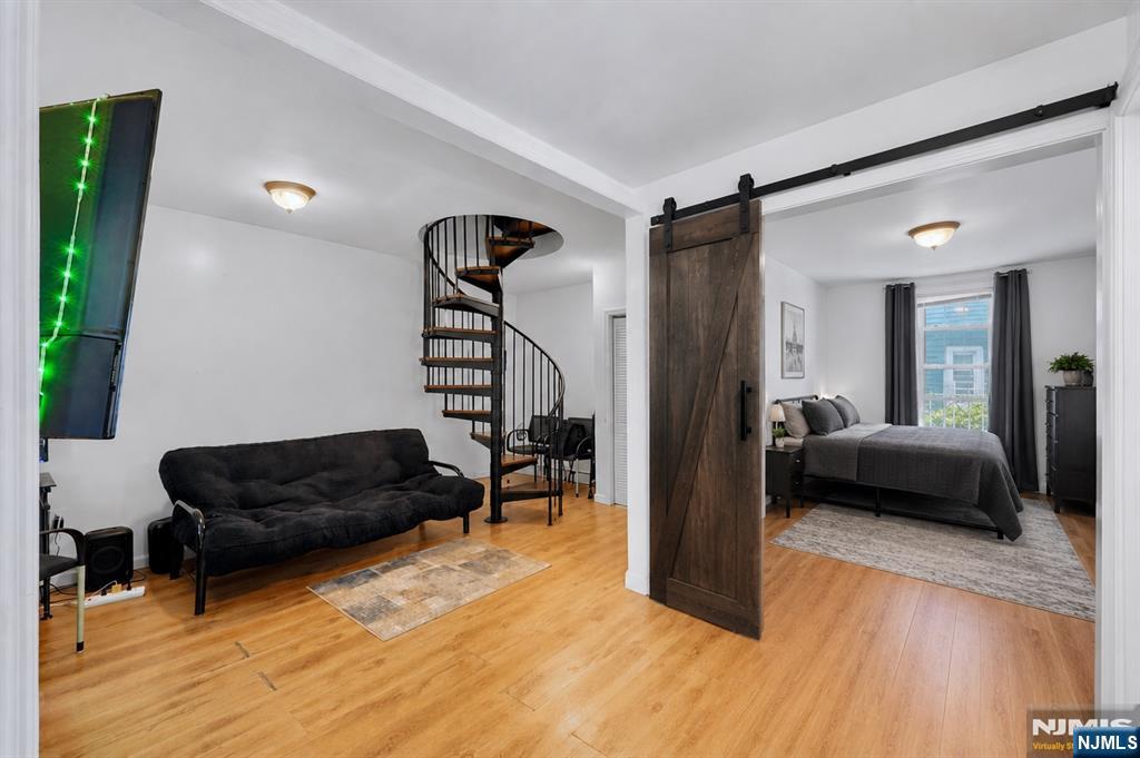 17 Highland Terrace Property Photo 10