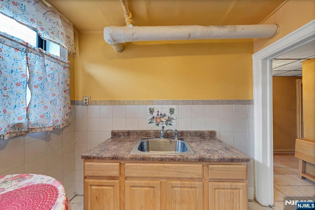 6114 Highland Place 1h Property Photo 4