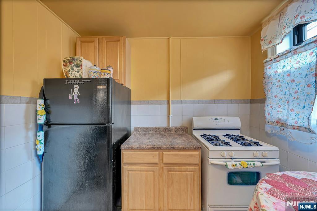 6114 Highland Place 1h Property Photo 5