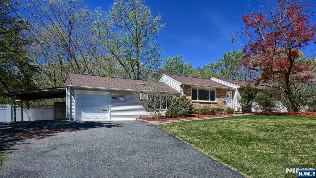 227 Emily Drive Property Photo 34
