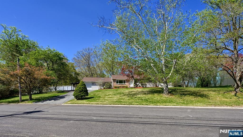 227 Emily Drive Property Photo 35