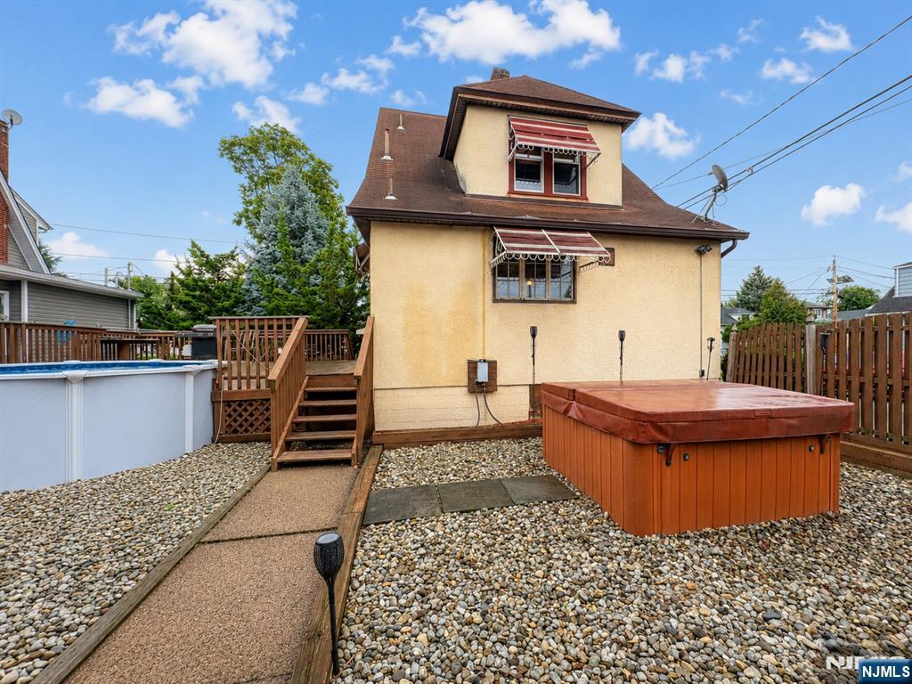 72 Rosedale Avenue Property Photo 3