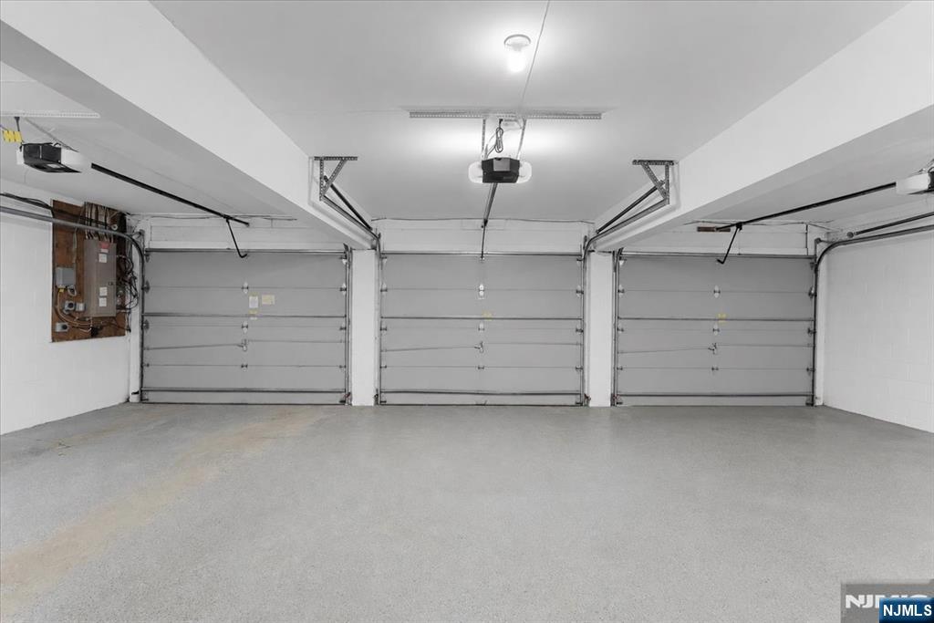 12 Angelo Drive Property Photo 38