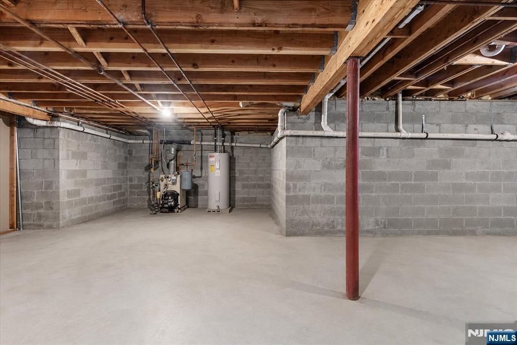 12 Angelo Drive Property Photo 41