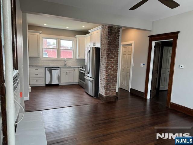 121 Humboldt Street Property Photo 7