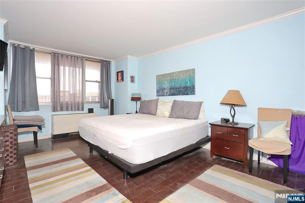 6040 Boulevard 8h Property Photo 18