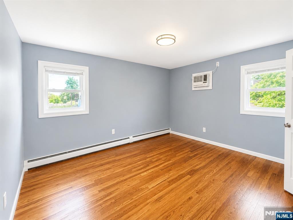 15 Wallace Street Property Photo 11