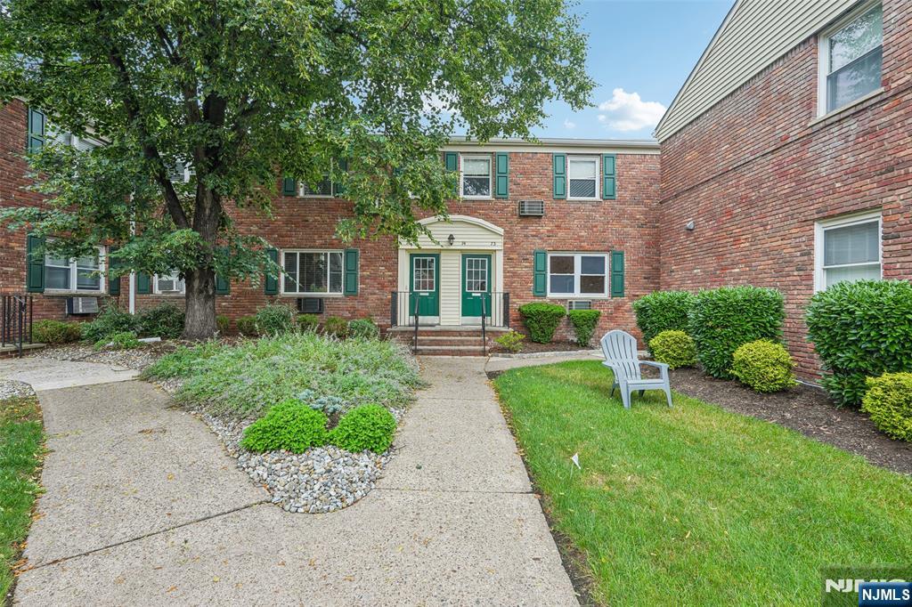79 Roseland Avenue 73 Property Photo 7