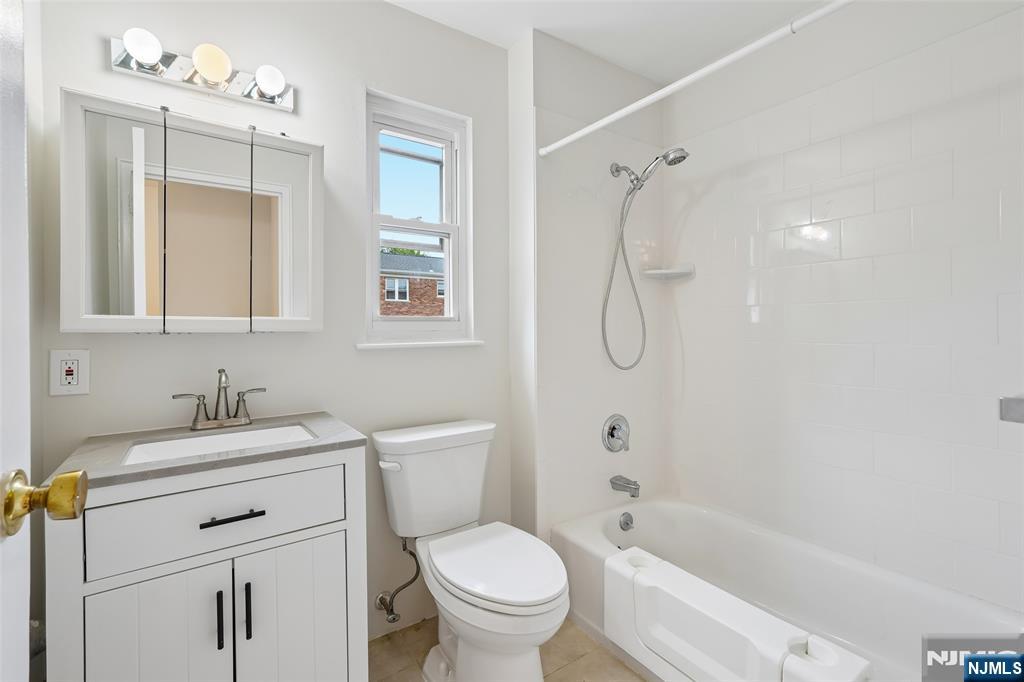 79 Roseland Avenue 73 Property Photo 18