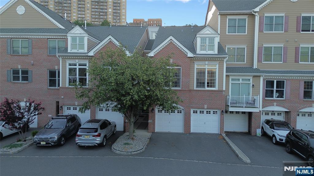 169 Price Court 169 Property Photo 3