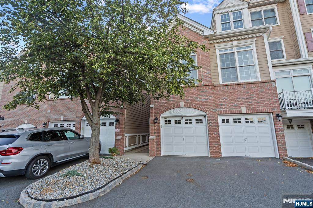 169 Price Court 169 Property Photo 4