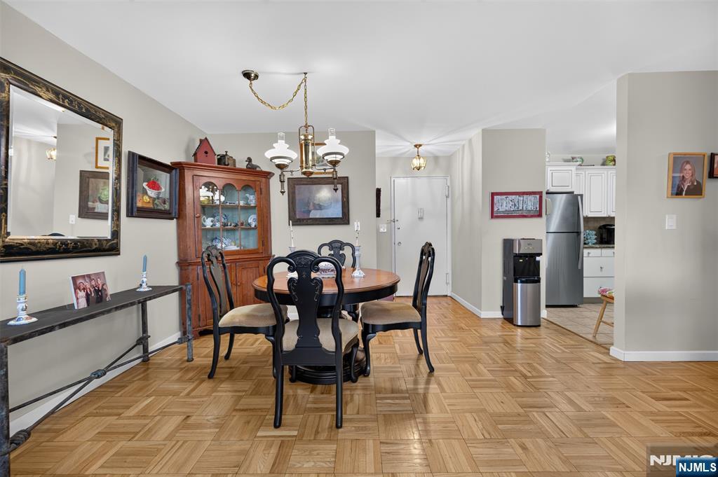 2100 Linwood Avenue 19b Property Photo 6