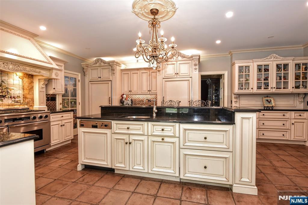 21 Baldwin Road Property Photo 10