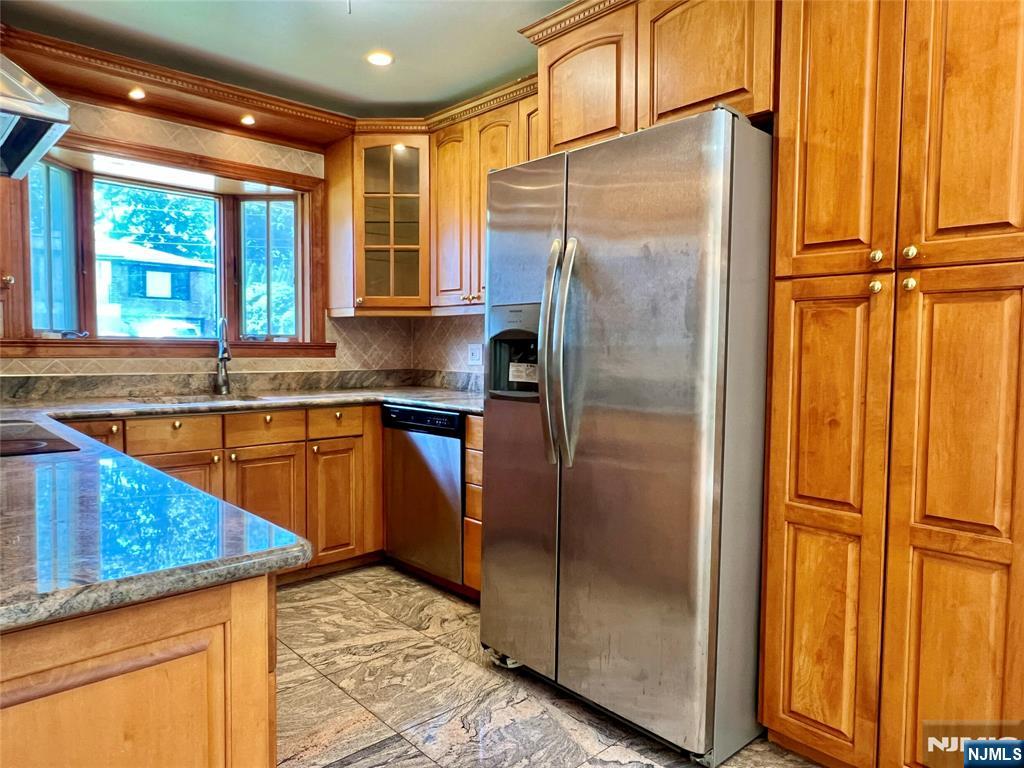 2240 Jones Road Property Photo 10