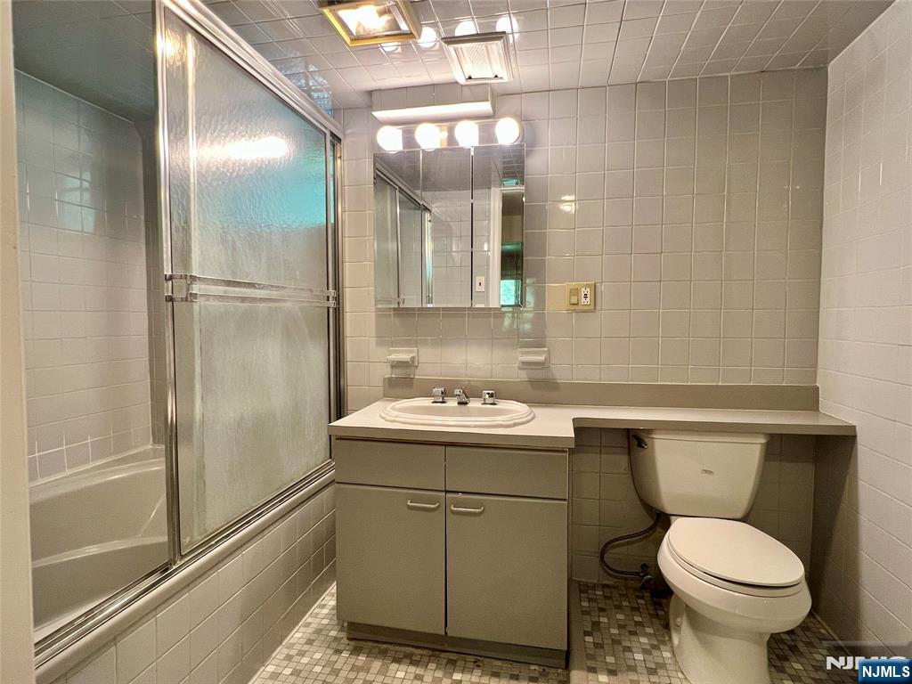 2240 Jones Road Property Photo 25