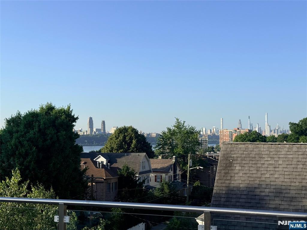 36 Myrtle Avenue A Property Photo 5