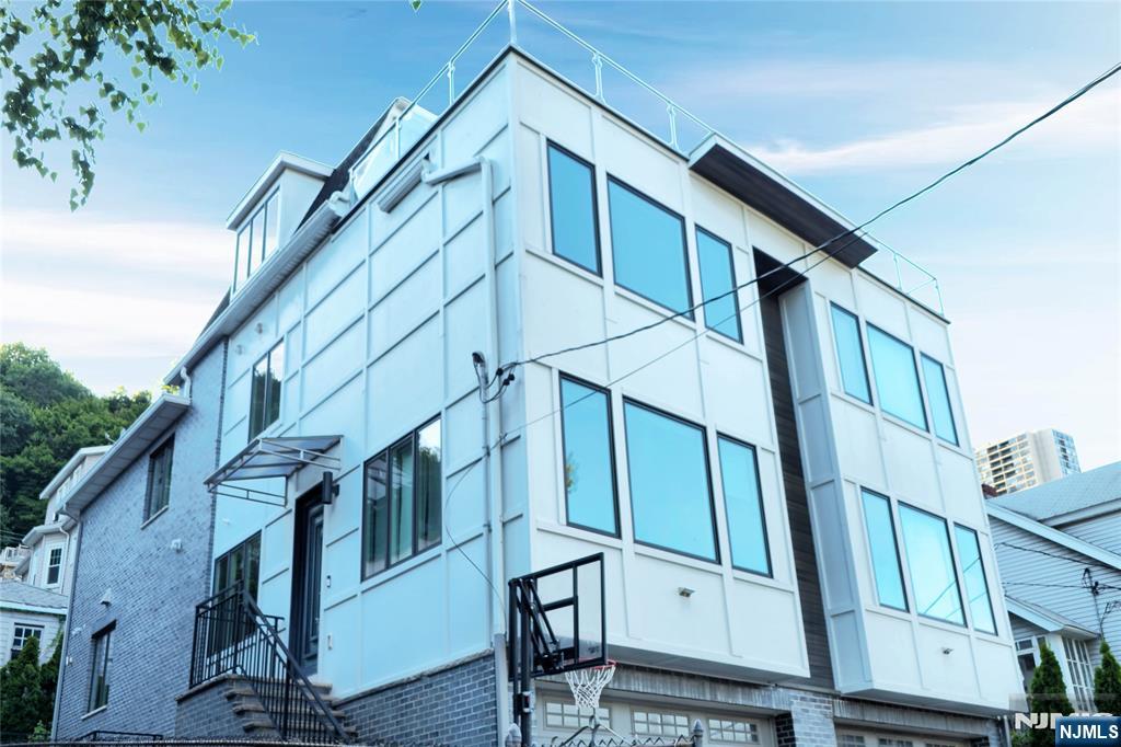 36 Myrtle Avenue A Property Photo 25