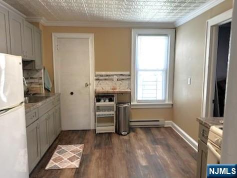 118 Lake Avenue 2 Property Photo 1
