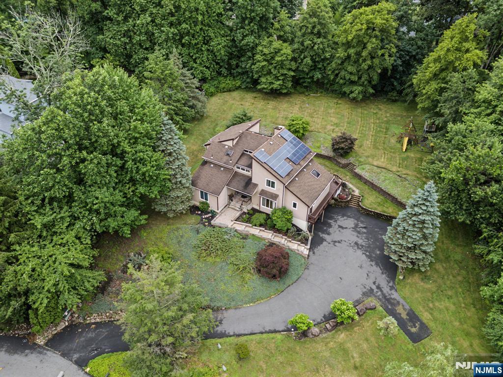 4 Skytop Drive Property Photo 1