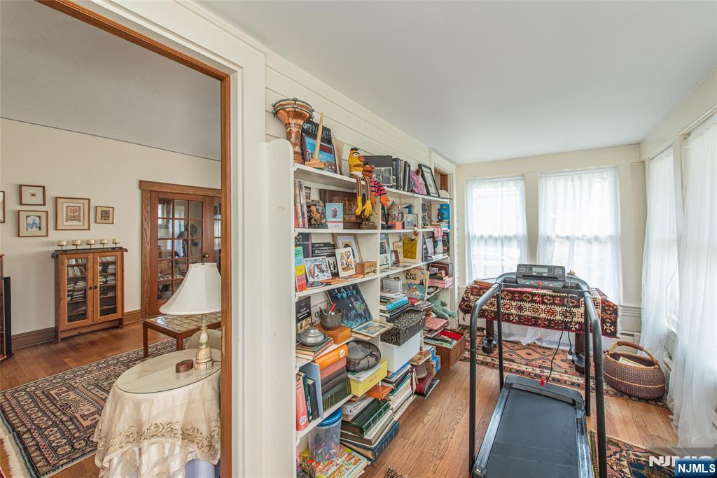 253 Merrison Street Property Photo 4