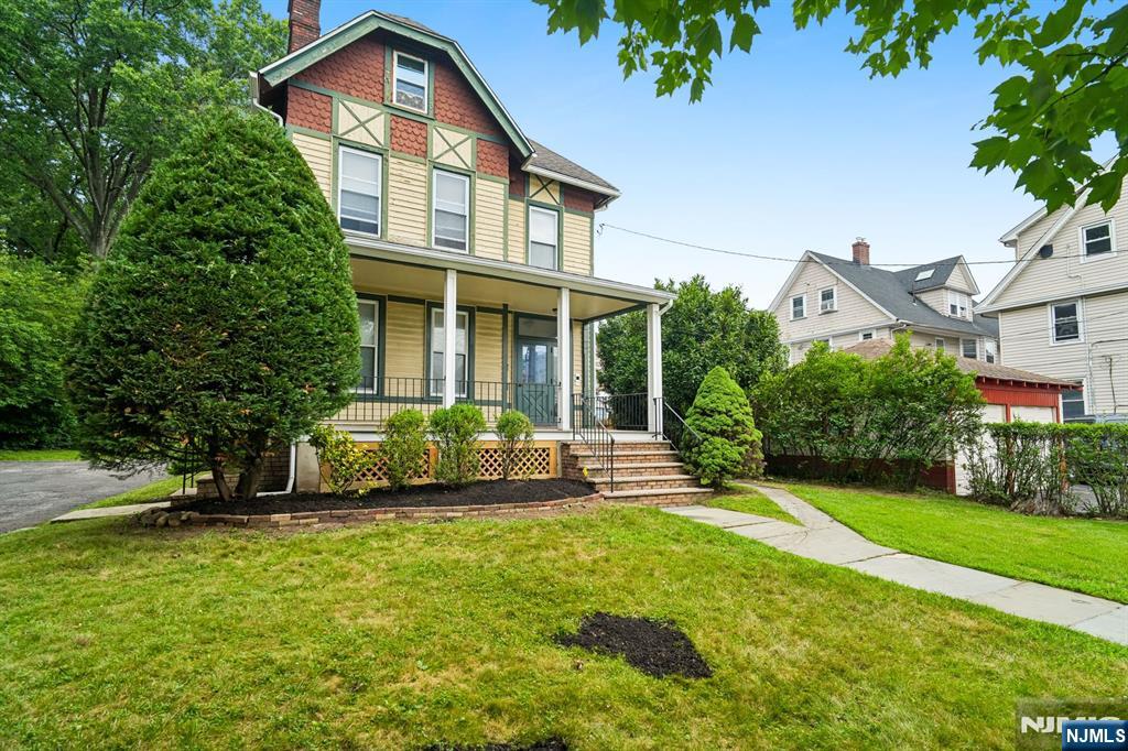 70 Elm Street Property Photo 2